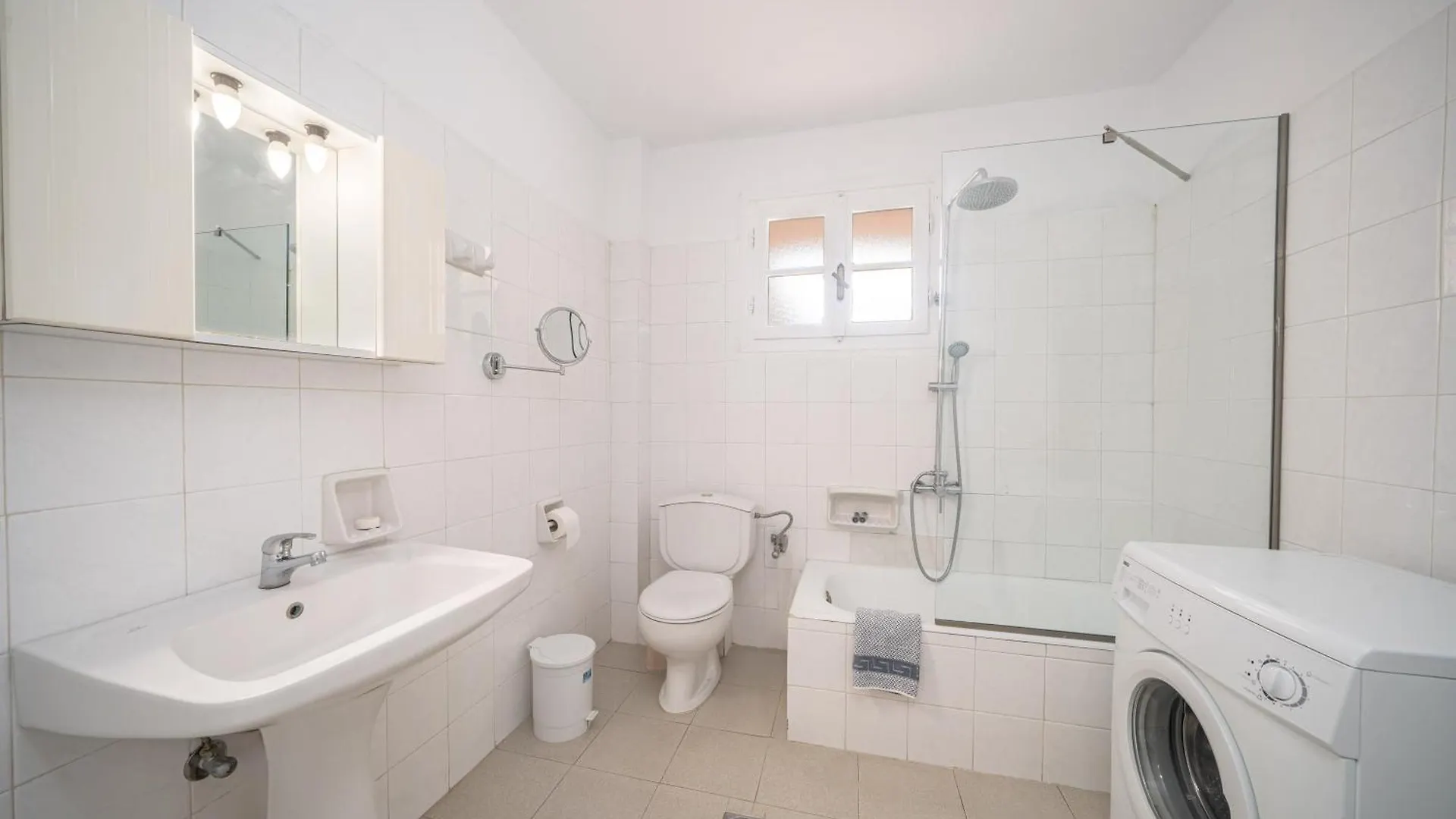 Odysseus Palace Poros  Aparthotel Poros (Kefalonia)